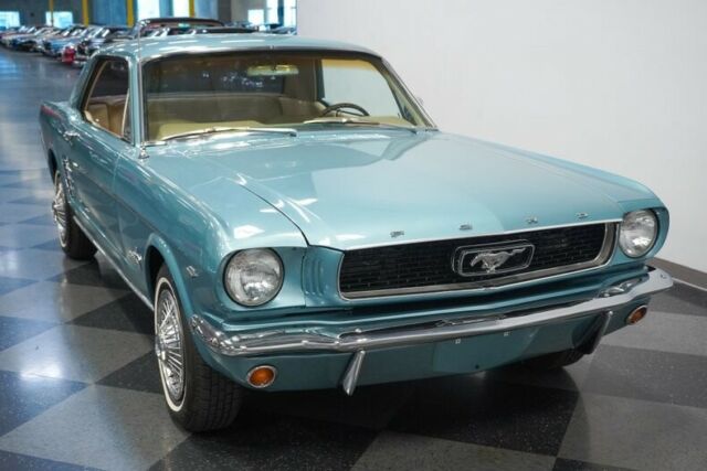 Ford Mustang 1966 image number 18