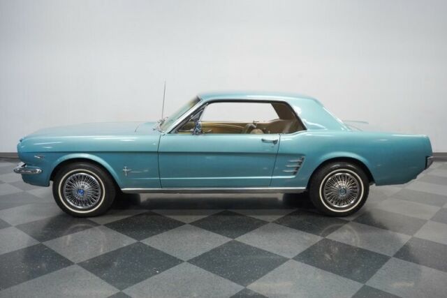 Ford Mustang 1966 image number 31