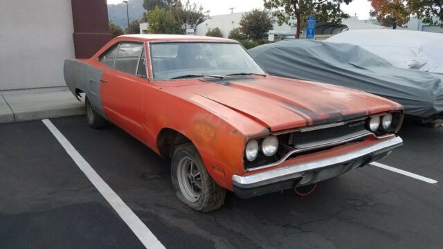 Plymouth Road Runner 1970 image number 1