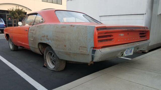 Plymouth Road Runner 1970 image number 19