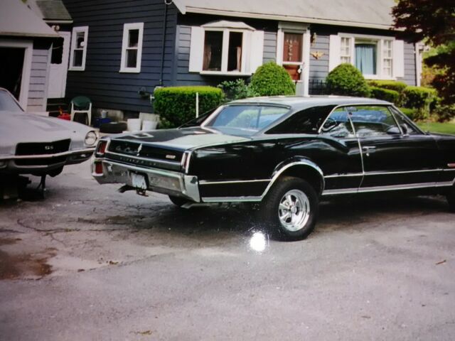 Oldsmobile 442 1967 image number 13