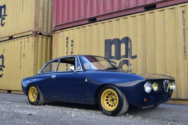 Alfa Romeo GTV 1971 image number 5