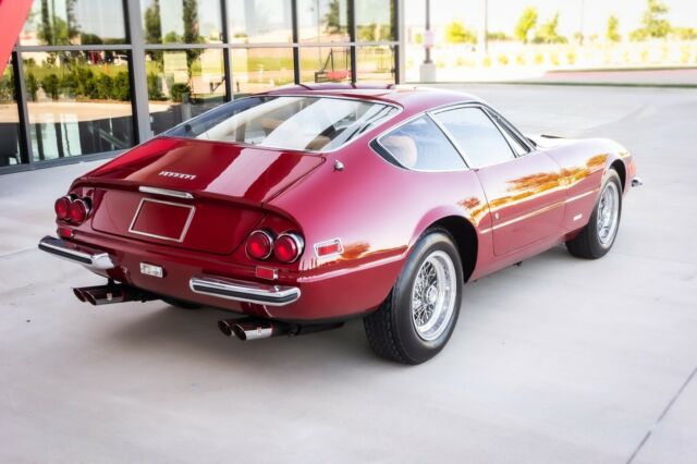 Ferrari 365 GTB/4 Daytona 1972 image number 1