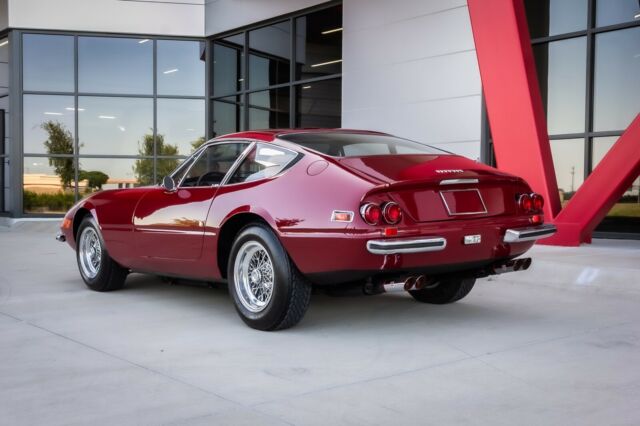 Ferrari 365 GTB/4 Daytona 1972 image number 18