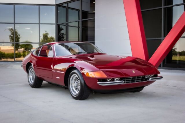 Ferrari 365 GTB/4 Daytona 1972 image number 24