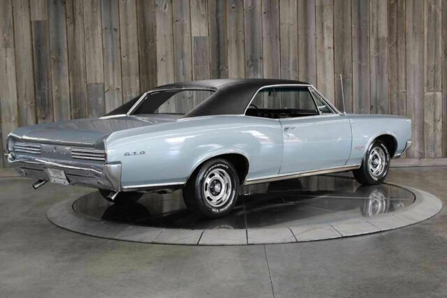 Pontiac GTO 1966 image number 16