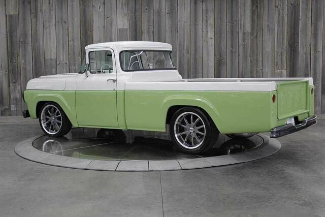 Ford F-100 1959 image number 2