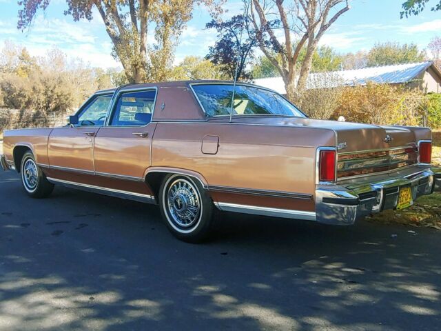 Lincoln Continental 1978 image number 14