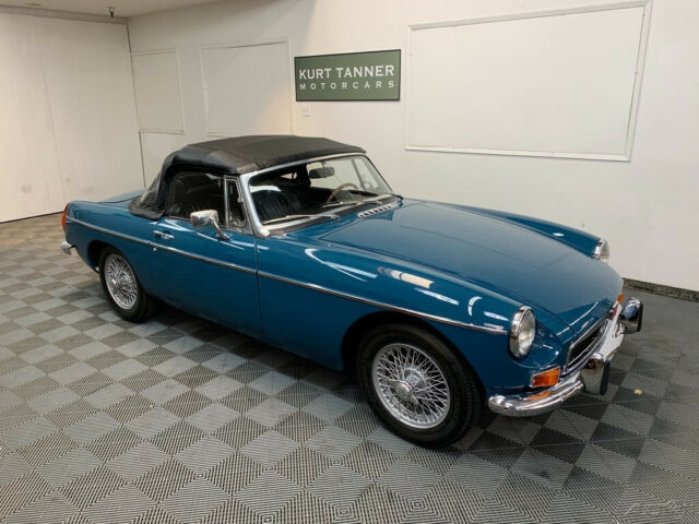 MG MGB 1972 image number 0