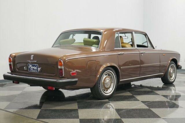 Rolls-Royce Silver Shadow 1975 image number 37