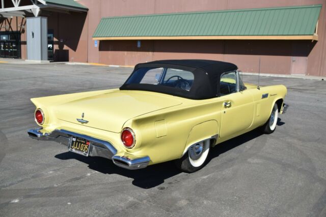 Ford Thunderbird 1957 image number 0