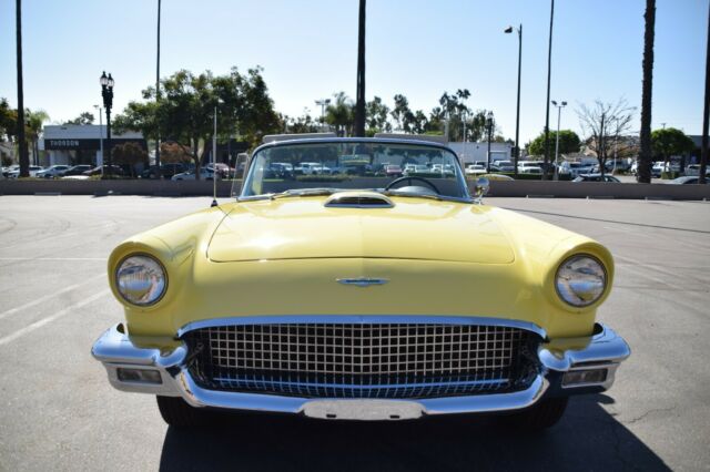 Ford Thunderbird 1957 image number 1