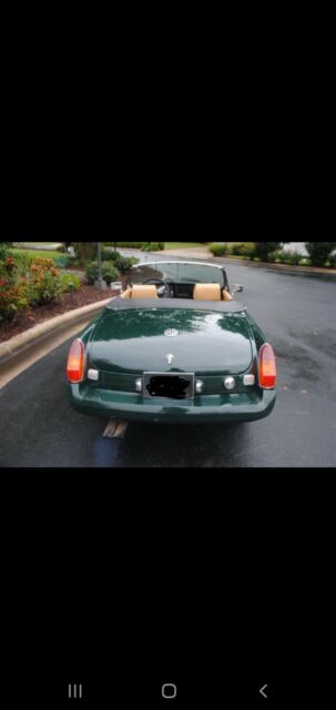 MG MGB 1976 image number 12