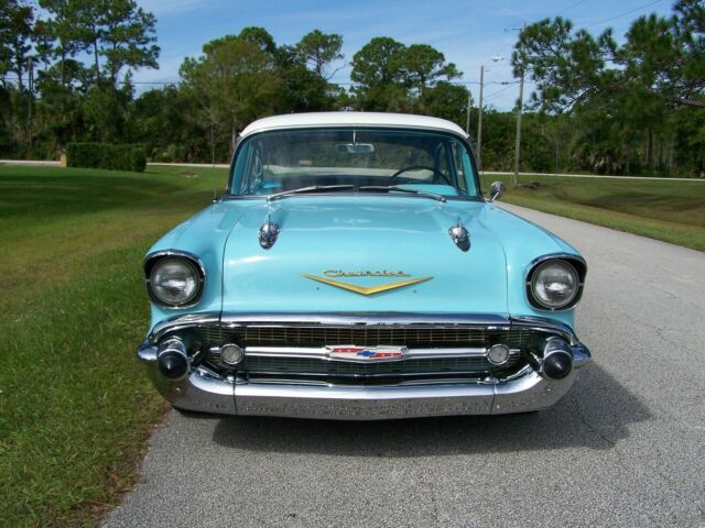 Chevrolet Bel Air/150/210 1957 image number 2