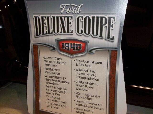 Ford Deluxe 1940 image number 1