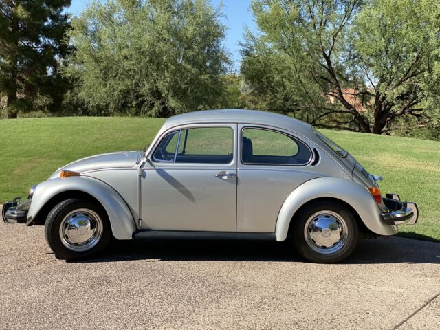 Volkswagen Beetle (1977) 1977 image number 0