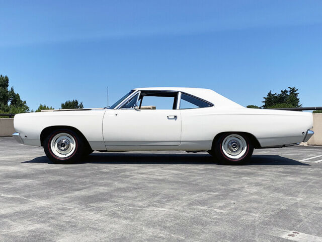 Plymouth Road Runner 1968 image number 26