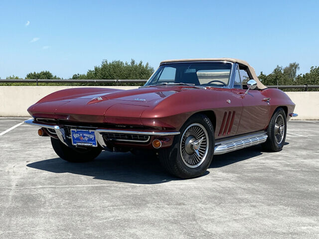 Chevrolet Corvette 1966 image number 30