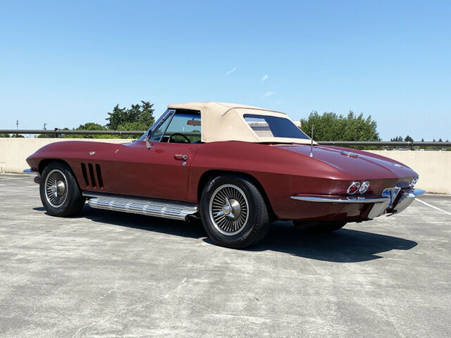 Chevrolet Corvette 1966 image number 33