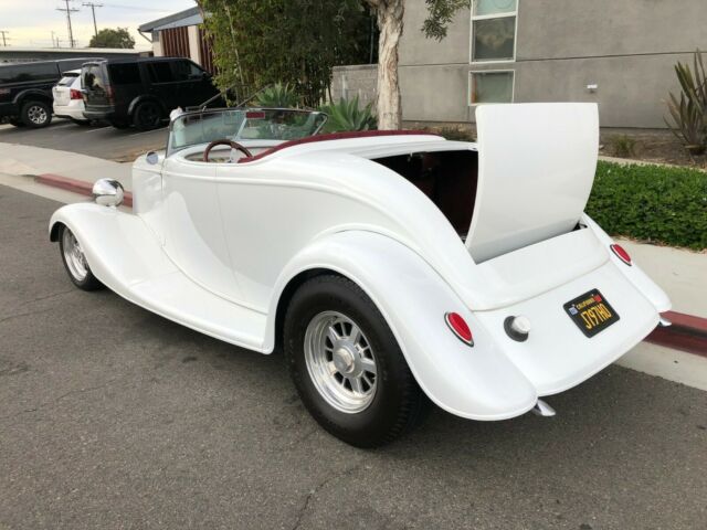 Ford Roadster 1933 image number 17