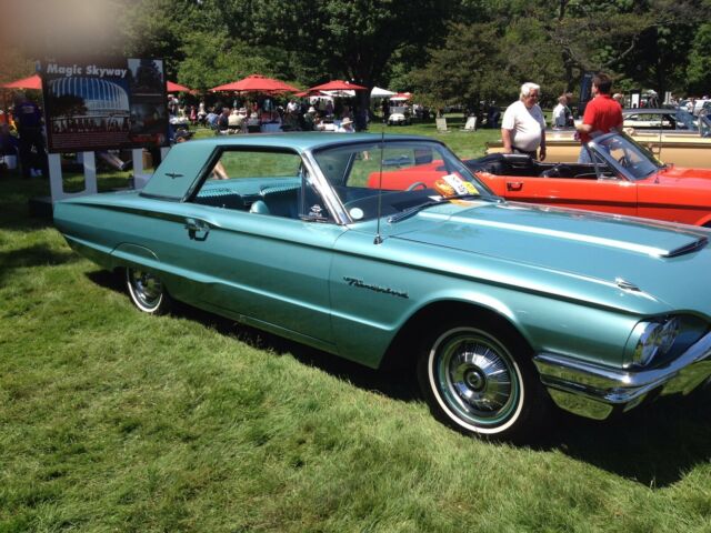 Ford Thunderbird 1964 image number 11