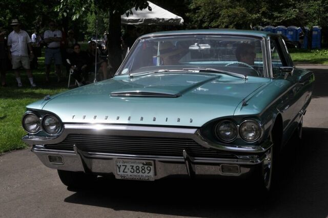 Ford Thunderbird 1964 image number 13