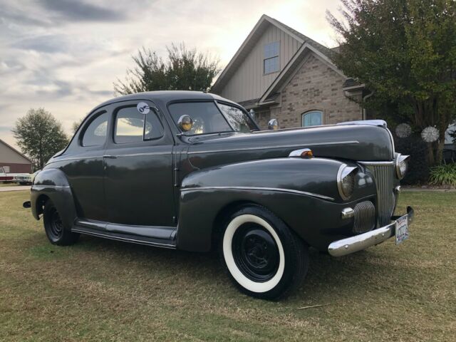 Ford Deluxe 1941 image number 31