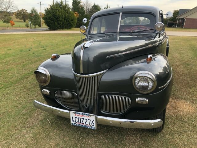 Ford Deluxe 1941 image number 33