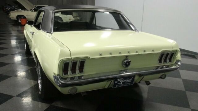 Ford Mustang 1967 image number 10