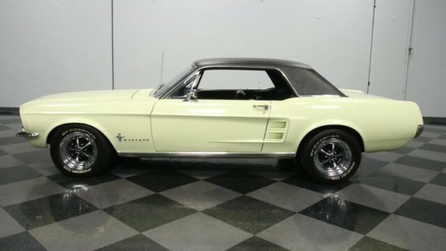 Ford Mustang 1967 image number 2