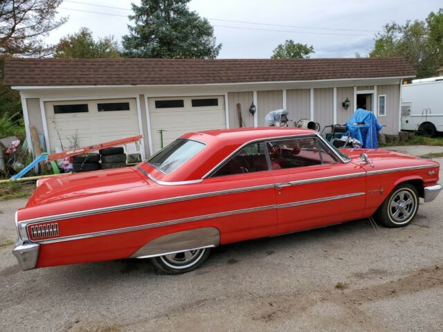 Ford Galaxie 1963 image number 0