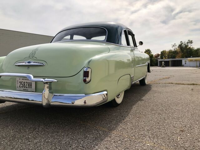 Chevrolet DeLuxe 1951 image number 24