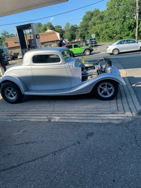 Ford 3 Window Coupe 1933 image number 11