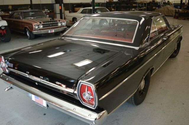 Ford Galaxie 1965 image number 15