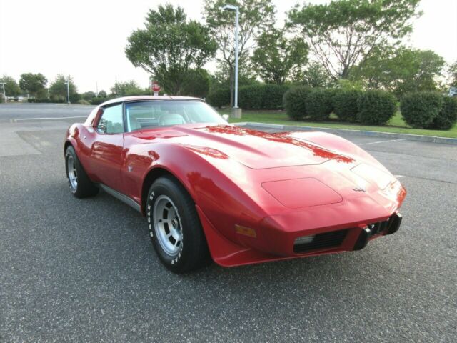 Chevrolet Corvette 1977 image number 27