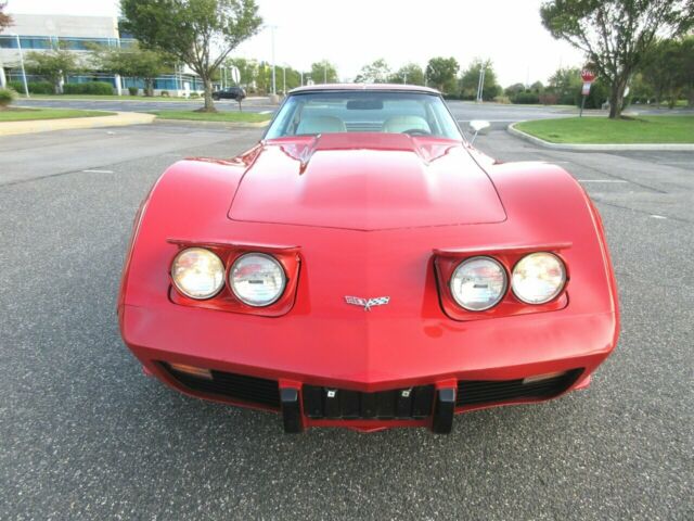 Chevrolet Corvette 1977 image number 30