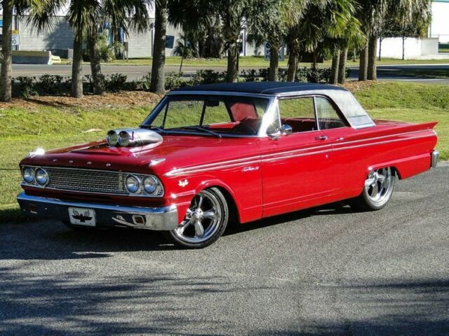 Ford Fairlane 1963 image number 25