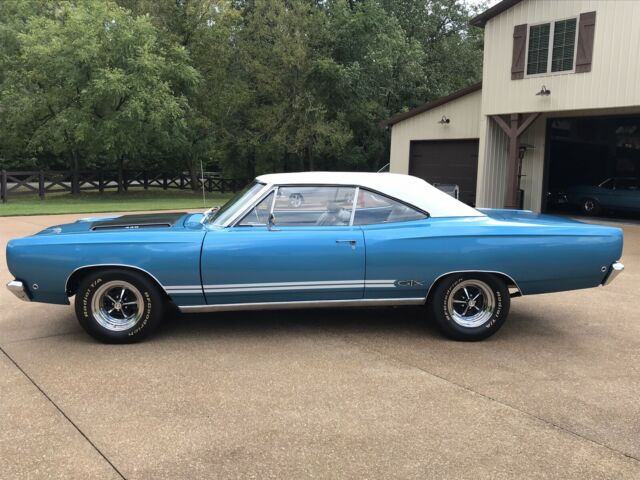 Plymouth GTX Hardtop 1968 image number 23