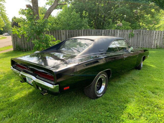 Dodge Charger 1969 image number 4