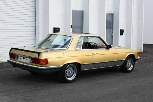 Mercedes-Benz SL-Class 1979 image number 2