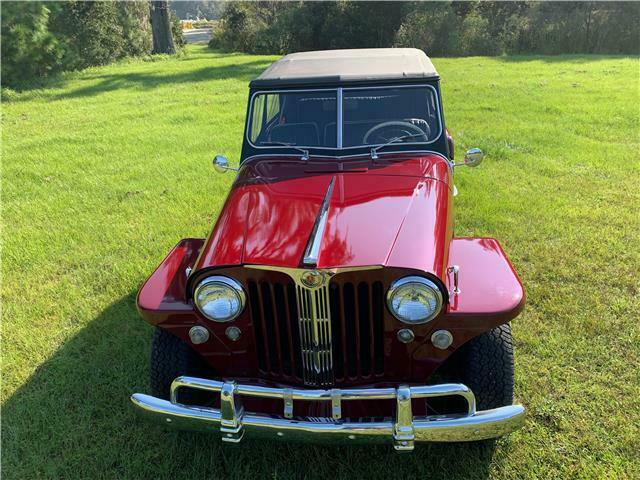 Willys Jeepster 1949 image number 11