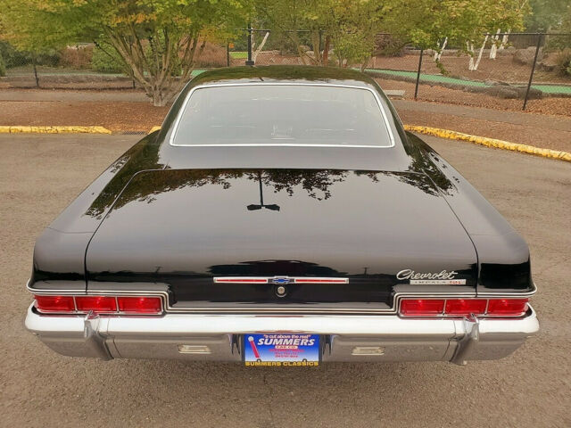 Chevrolet Impala 1966 image number 9