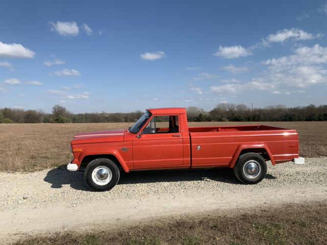 Jeep J10 1976 image number 1