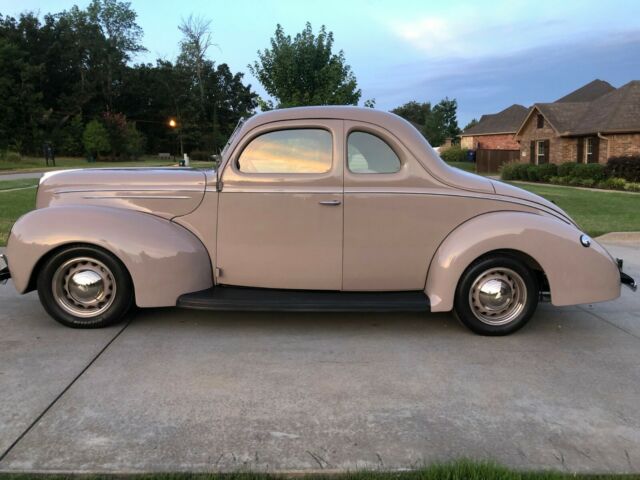 Ford Coupe 1939 image number 3