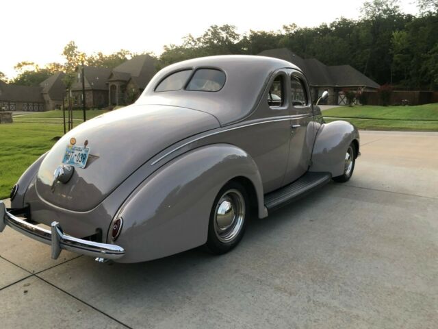 Ford Coupe 1939 image number 30