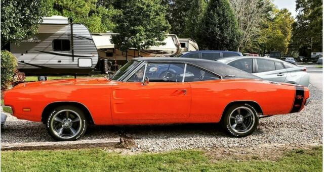 Dodge Charger 1969 image number 21