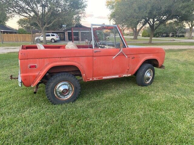 Ford Bronco 1971 image number 2