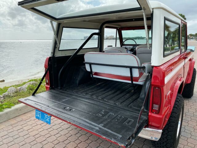 Ford Bronco 1972 image number 17