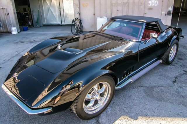 Chevrolet Corvette 1968 image number 1