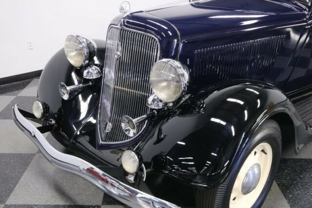 Plymouth 4 Door Sedan 1934 image number 22